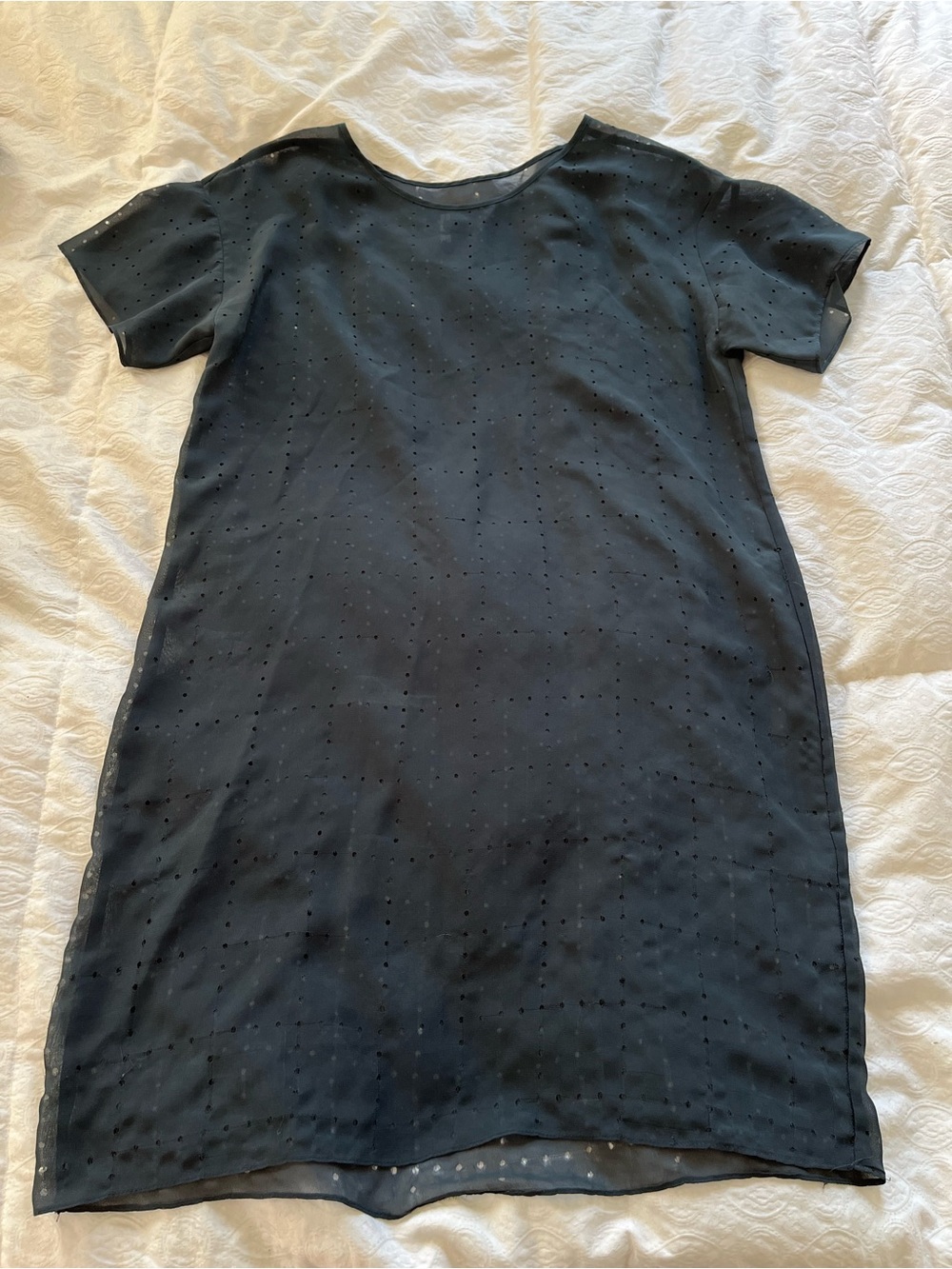 Broadway & Broome Black Short-Sleeve shear Dress size small